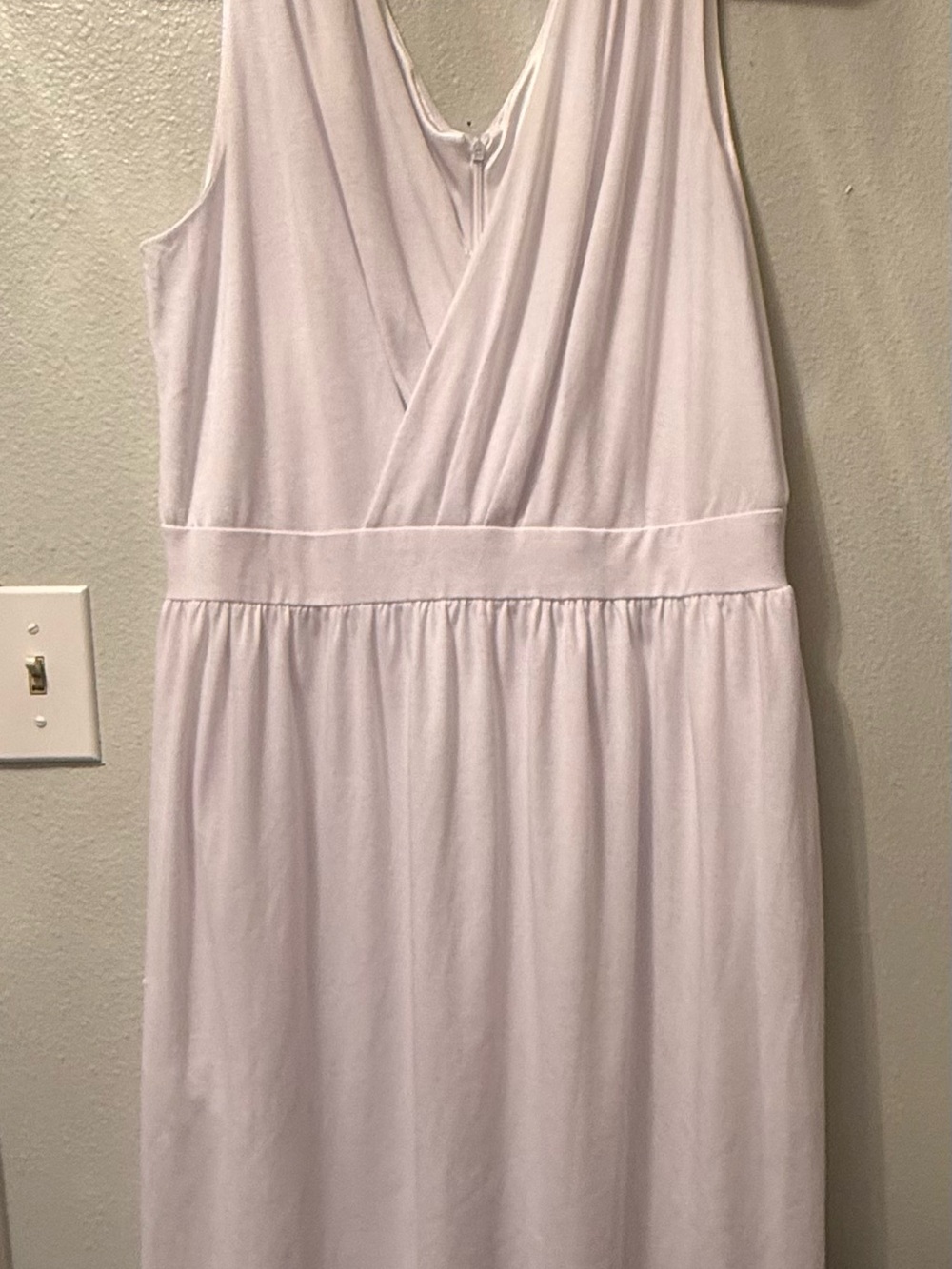 Sleeveless V-Neck Maxi Dress in Soft White